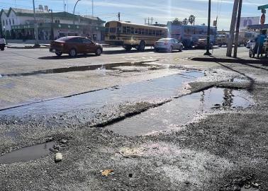 Vecinos de la Hidalgo denuncian aguas negras frente a la Central Camionera