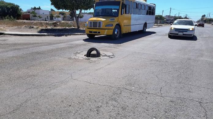 Problemas de alcantarillas abiertas en Ciudad Obregón Problemas de alcantarillas abiertas en Ciudad Obregón