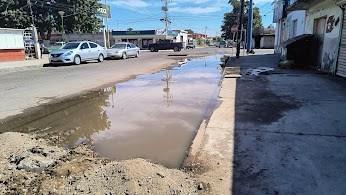 Persisten problemas de drenaje en la colonia Constitución de Ciudad Obregón