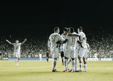 León derrota a Xolos con gol de último minuto y recupera el liderato