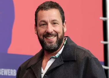 Adam Sandler se "roba" la noche de los Oscar 2025 con desenfadado outfit