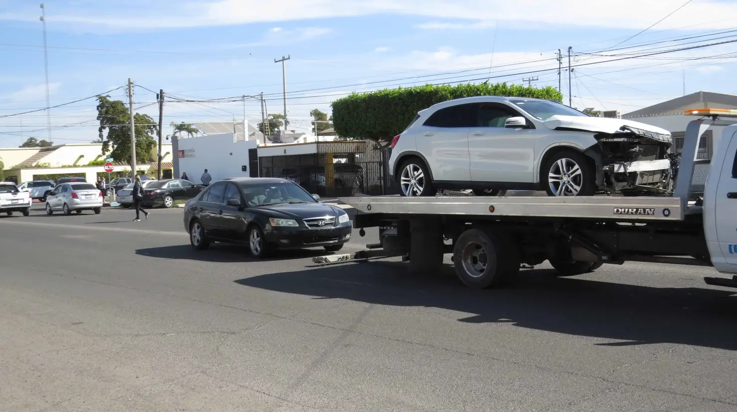 Aparatoso accidente al norte de Ciudad Obregón