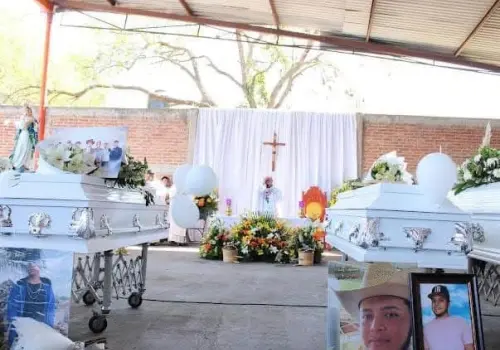 Iglesia Católica llama a jóvenes a cuatro acciones para construir la paz