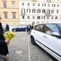 Las flores amarillas sí llegaron al Papa Francisco