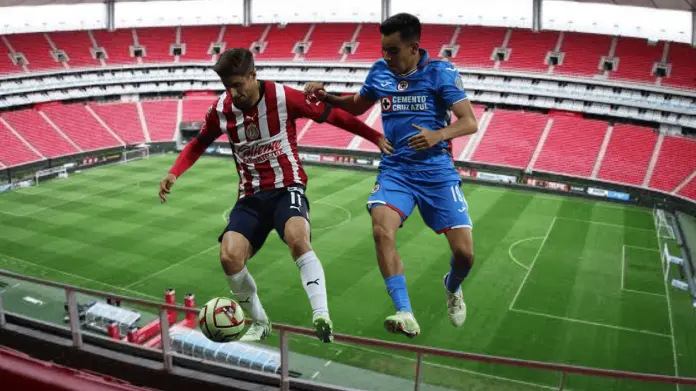 FMF mantiene veto a Estadio Akron: Chivas y Cruz Azul jugarán a puerta cerrada FMF mantiene veto a Estadio Akron: Chivas y Cruz Azul jugarán a puerta cerrada