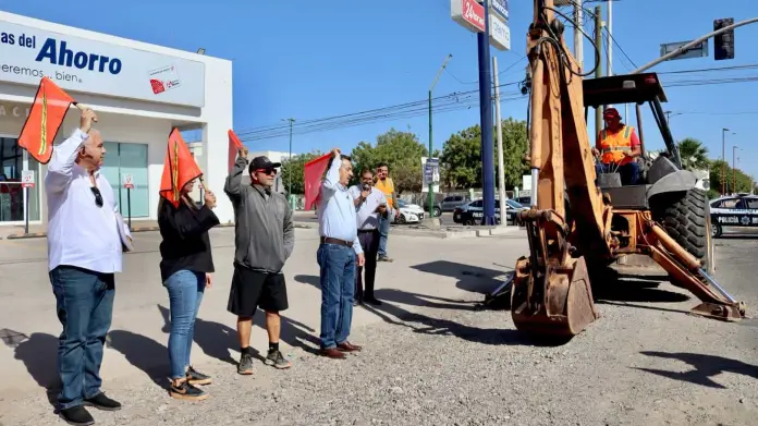 Alcalde Javier Lamarque pone en marcha obras para rehabilitar calles Alcalde Javier Lamarque pone en marcha obras para rehabilitar calles