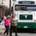 Abuelita sufre por exclusión en camión urbano en Cajeme