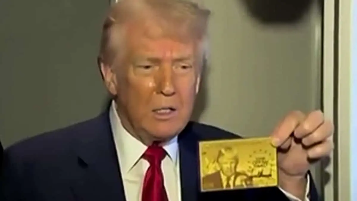 Donald Trump presenta la visa dorada. Solo estas personas podrán tramitarla