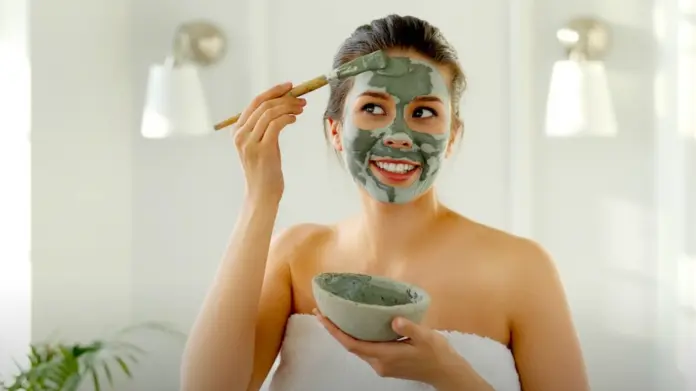 Conoce la mascarilla que te ayudará a eliminar las ‘patas de gallo’ | Receta e ingredientes Conoce la mascarilla que te ayudará a eliminar las ‘patas de gallo’ | Receta e ingredientes