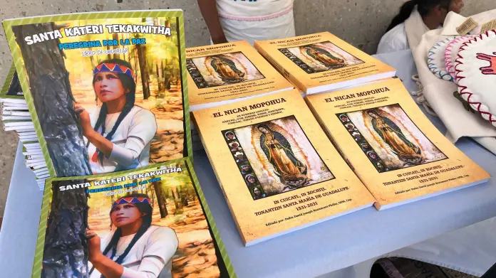 Traducen el Nican Mopohua a lenguas indígenas de Sonora para preservar la fe y la cultura originaria Traducen el Nican Mopohua a lenguas indígenas de Sonora para preservar la fe y la cultura originaria