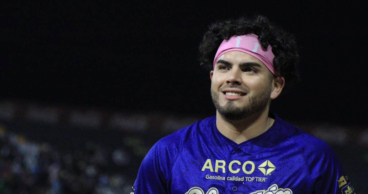 Jonathan Aranda da un comienzo extraordinario