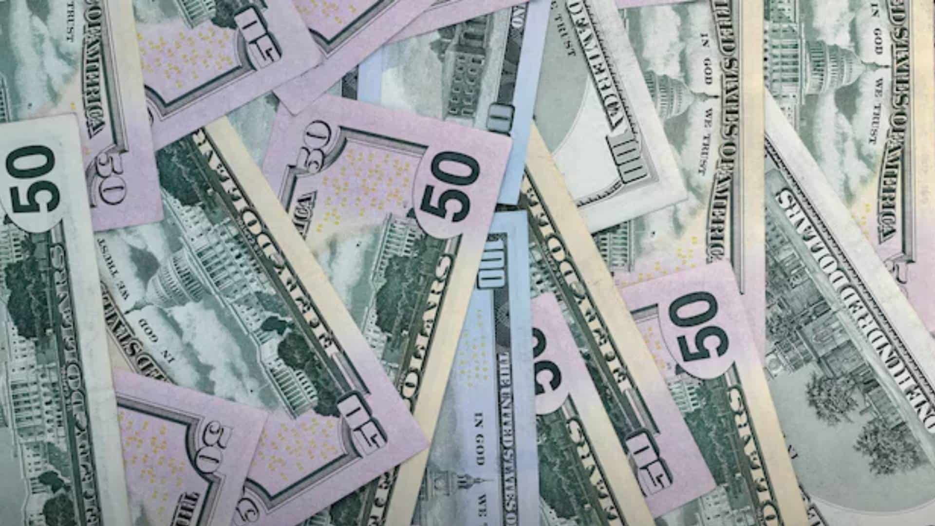 Precio del dólar hoy lunes 21 de abril: El peso gana terreno tras debilitamiento