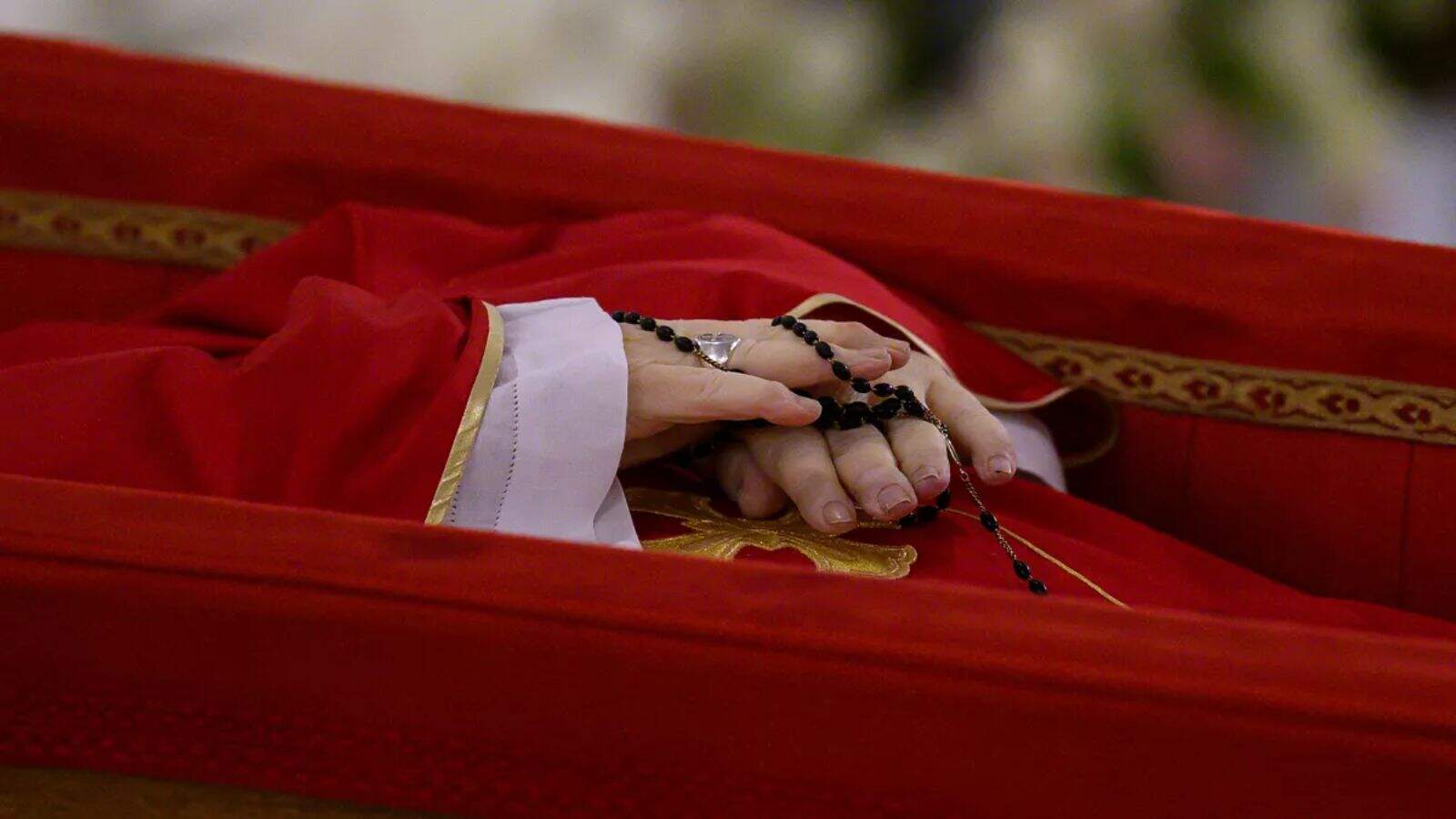 Funeral del Papa Francisco: Vaticano difunde las primeras imágenes dentro del féretro | FOTOS