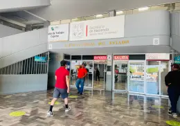 Agencia Fiscal de Ciudad Obregón suspende a gestores, tras supuestas anomalías