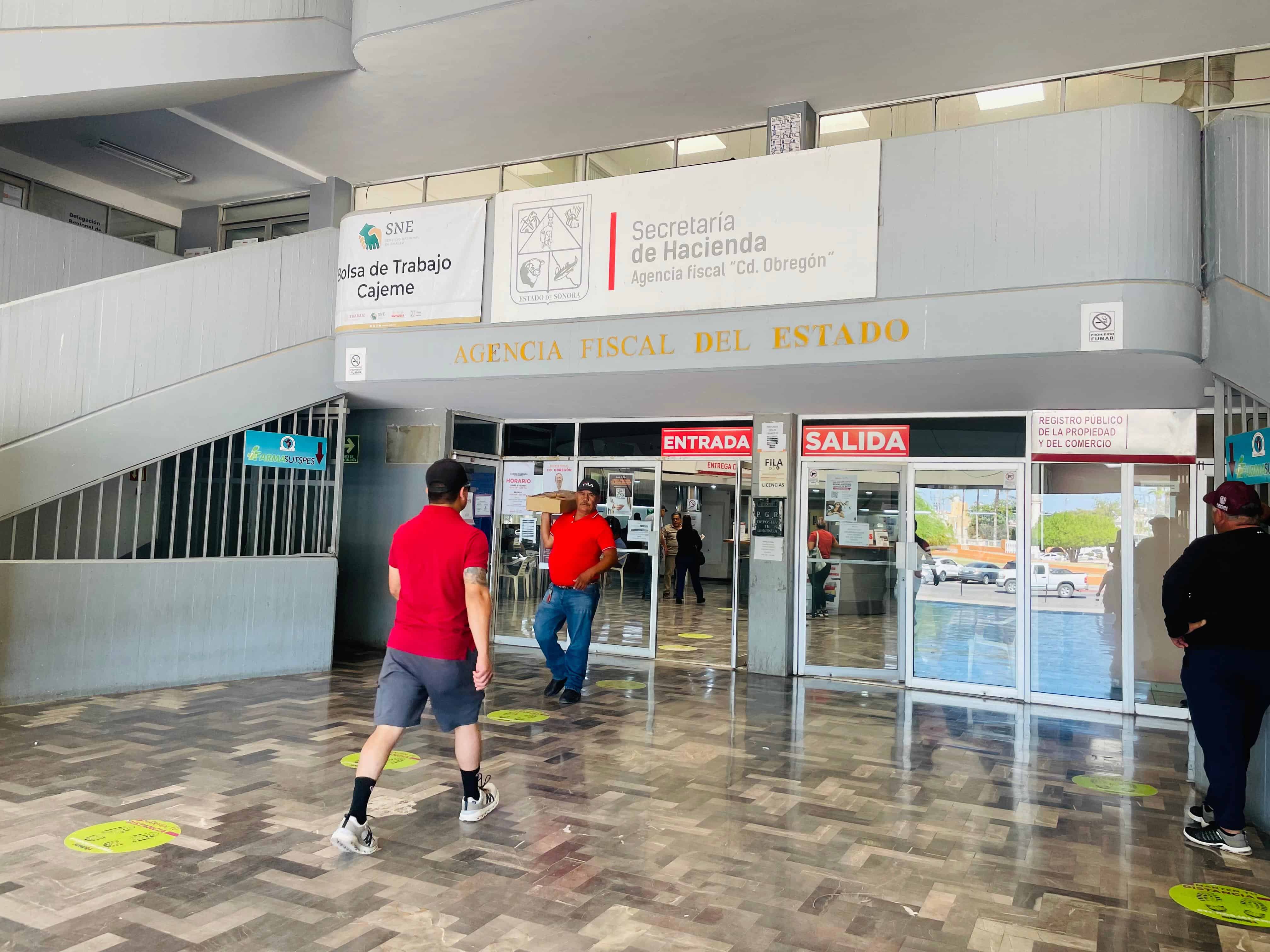 Agencia Fiscal de Ciudad Obregón suspende a gestores, tras supuestas anomalías