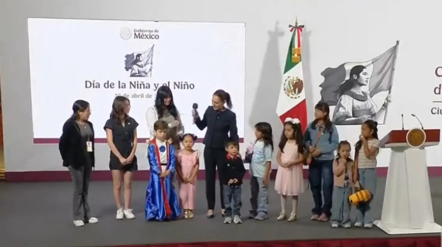 Sheinbaum celebra a las infancias en el Día de la Niña y el Niño desde Palacio Nacional