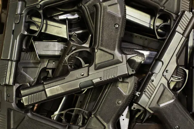 Barra de abogados advierte que modificación a la Ley de Armas podría ser contraproducente