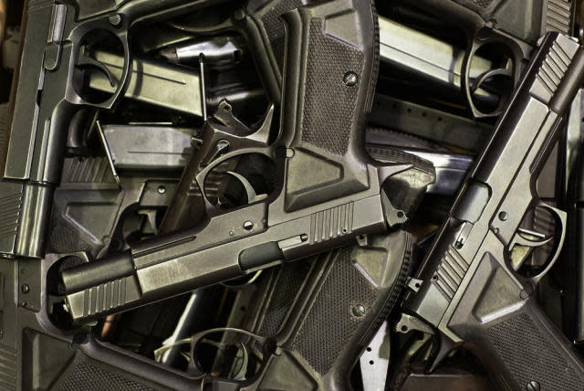 Barra de abogados advierte que modificación a la Ley de Armas podría ser contraproducente