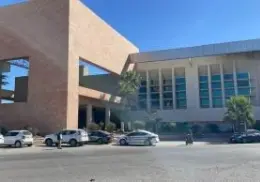 Alcalde Javier Lamarque plantea gestionar creación de un nuevo centro de convenciones