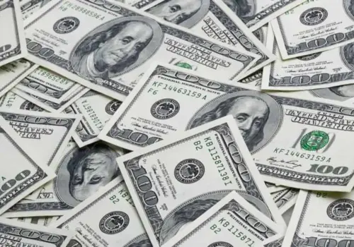 Precio del dólar hoy domingo 4 de mayo: divisa mexicana se deprecia pese a aumento del Producto Interno Bruto