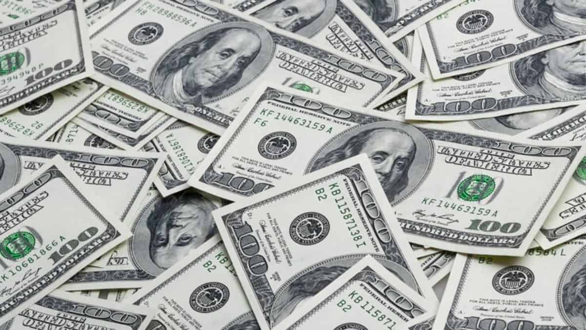 Precio del dólar hoy domingo 4 de mayo: divisa mexicana se deprecia pese a aumento del Producto Interno Bruto