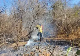 Alertan a propietarios de ranchos por riesgo de incendios forestales