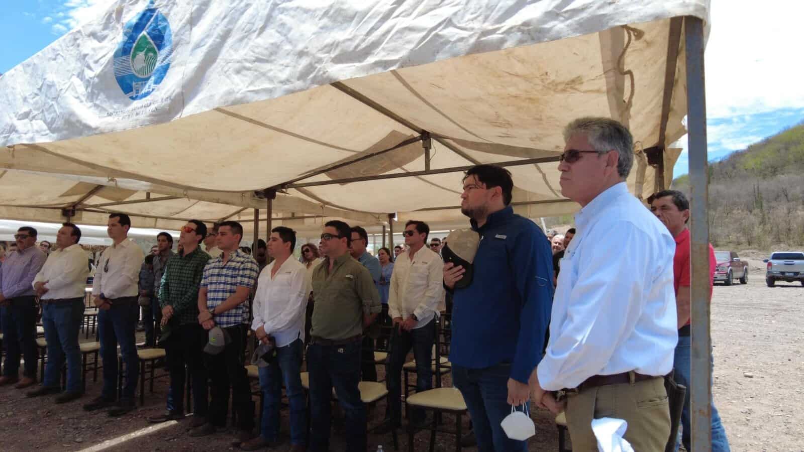 Prepara Distrito de Riego en el Mayo misa para agradecer