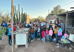 Evento Adopta una Mamá para celebrar el Día de las Madres