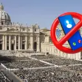 Vaticano apaga la red móvil y confisca teléfonos por inicio del cónclave para elegir nuevo Papa