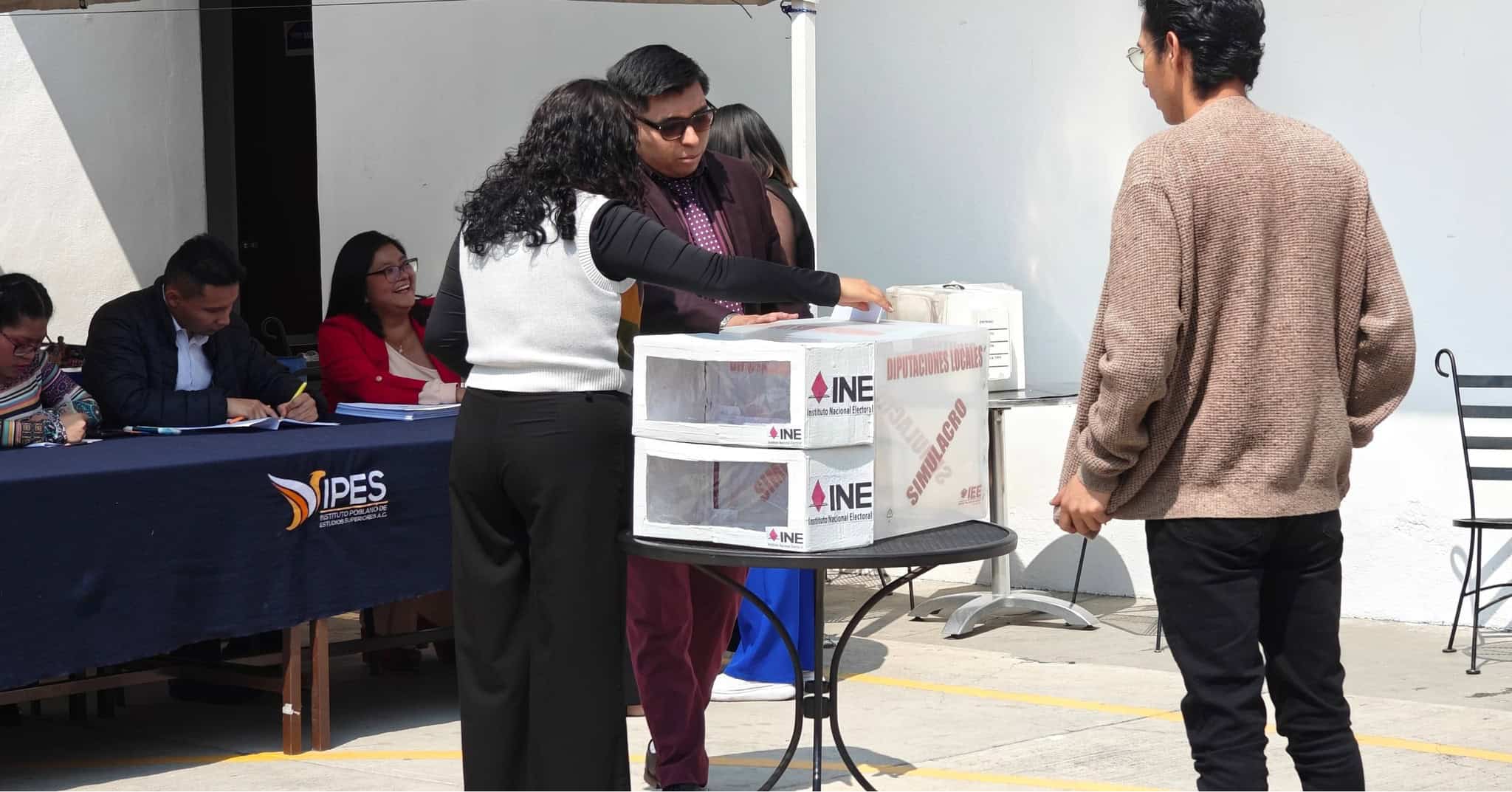 INE: Votantes podrán llevar escrito los datos de quienes elegirán