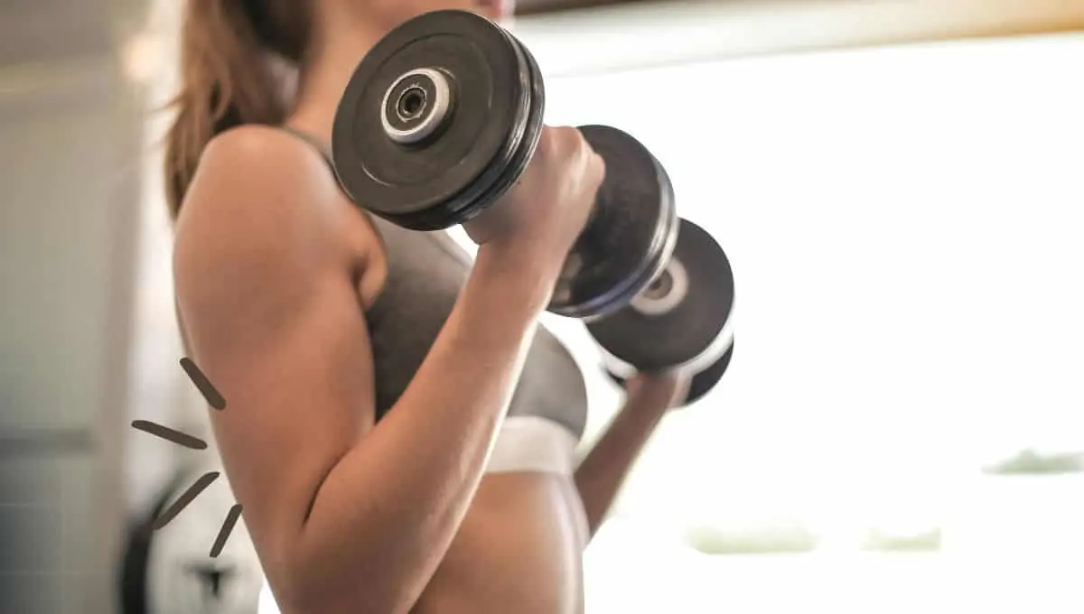 Define tus brazos en poco tiempo con este entrenamiento / Pexels