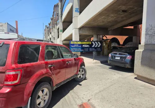 Abrirán en Mercajeme los dos niveles de estacionamiento