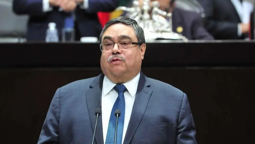 El fideicomiso se formó en 2005 por la venta de Mexicana de Cananea, pero esta se desintegró, y Napoleón Gómez Urrutia, después de realizar dos huelgas en contra de Grupo México, recibió 55 millones de dólares, a través del fideicomiso F/9645-2 de Scotiabank Inverlat