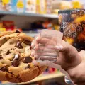 Consumir alimentos ultraprocesados podría acelerar los primeros signos del párkinson, según estudio