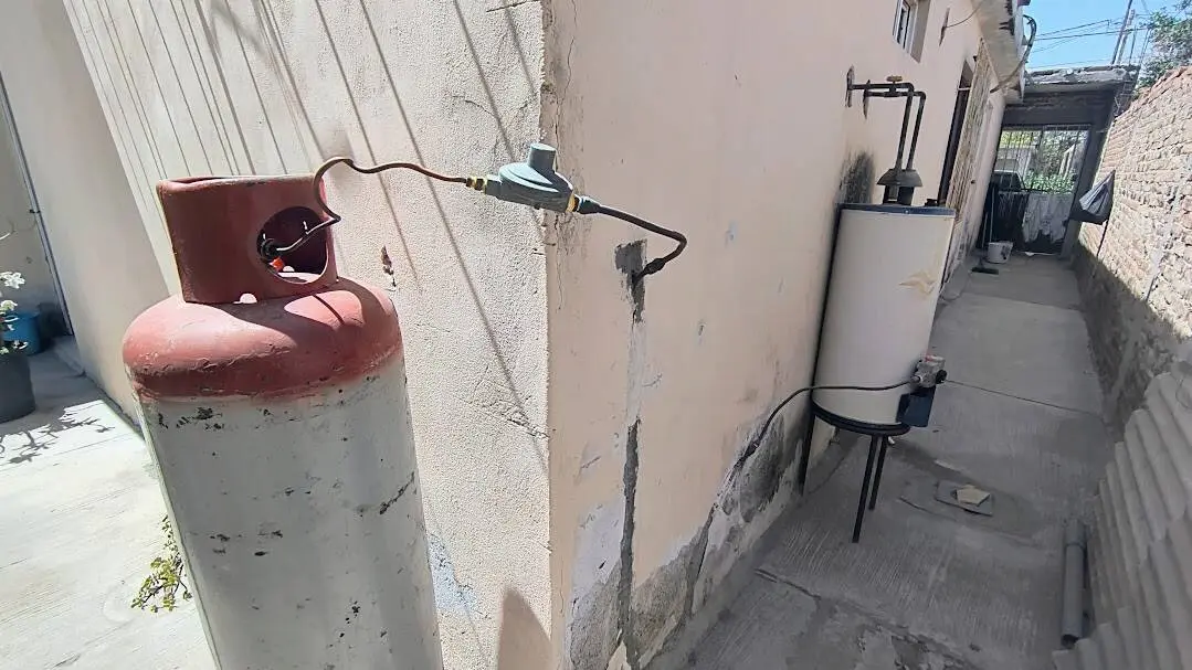 Bomberos recomiendan revisar instalación de gas