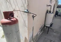 Bomberos recomiendan revisar instalación de gas