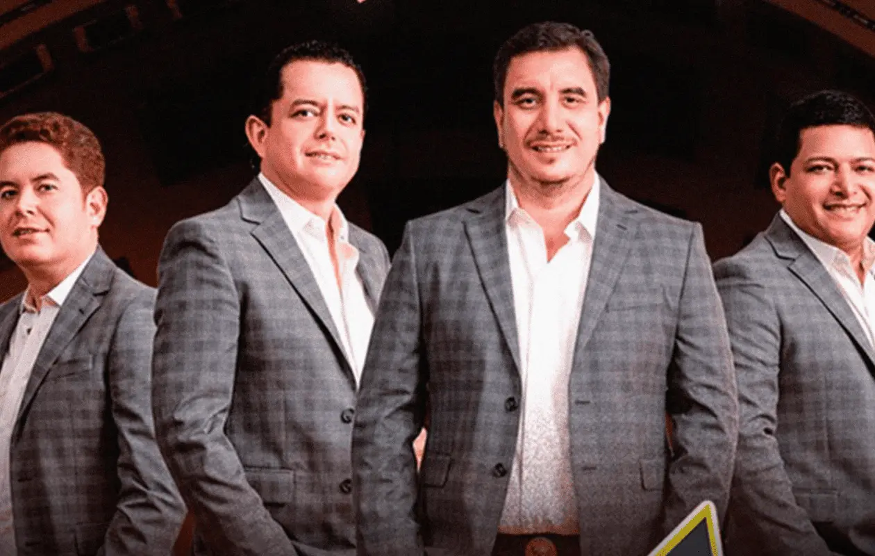 Juez autoriza a Los Alegres del Barranco cantar narcocorridos en Michoacán pese a decreto estatal