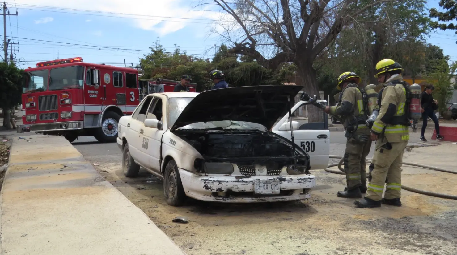 Sistema eléctrico dañado, principal causa de incendios de carros en verano