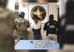 En Ciudad Obregón, intenta huir en bicicleta de las autoridades; traía arma y droga