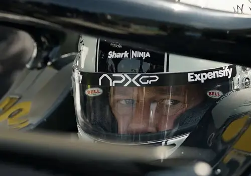 VIDEO | Warner lanza segundo tráiler de "F1", película en el que aparecen "Checo" Pérez y Brad Pitt