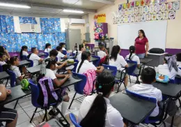 Predominan docentes mujeres en Sonora