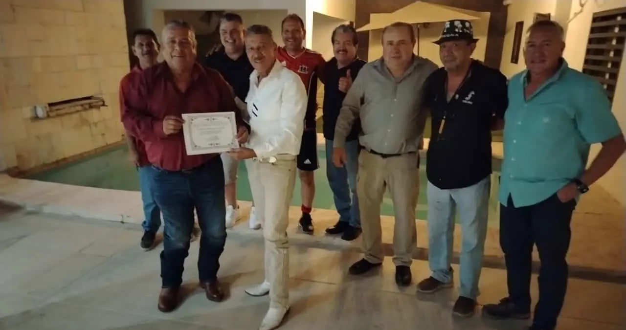 Futbol Máster Oro rinde merecido reconocimiento a Raúl Carrión Saldiña