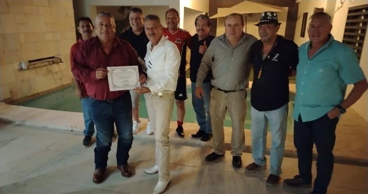 Futbol Máster Oro rinde merecido reconocimiento a Raúl Carrión Saldiña