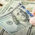 Precio del dólar hoy jueves 15 de mayo: Peso mexicano mantiene una racha positiva