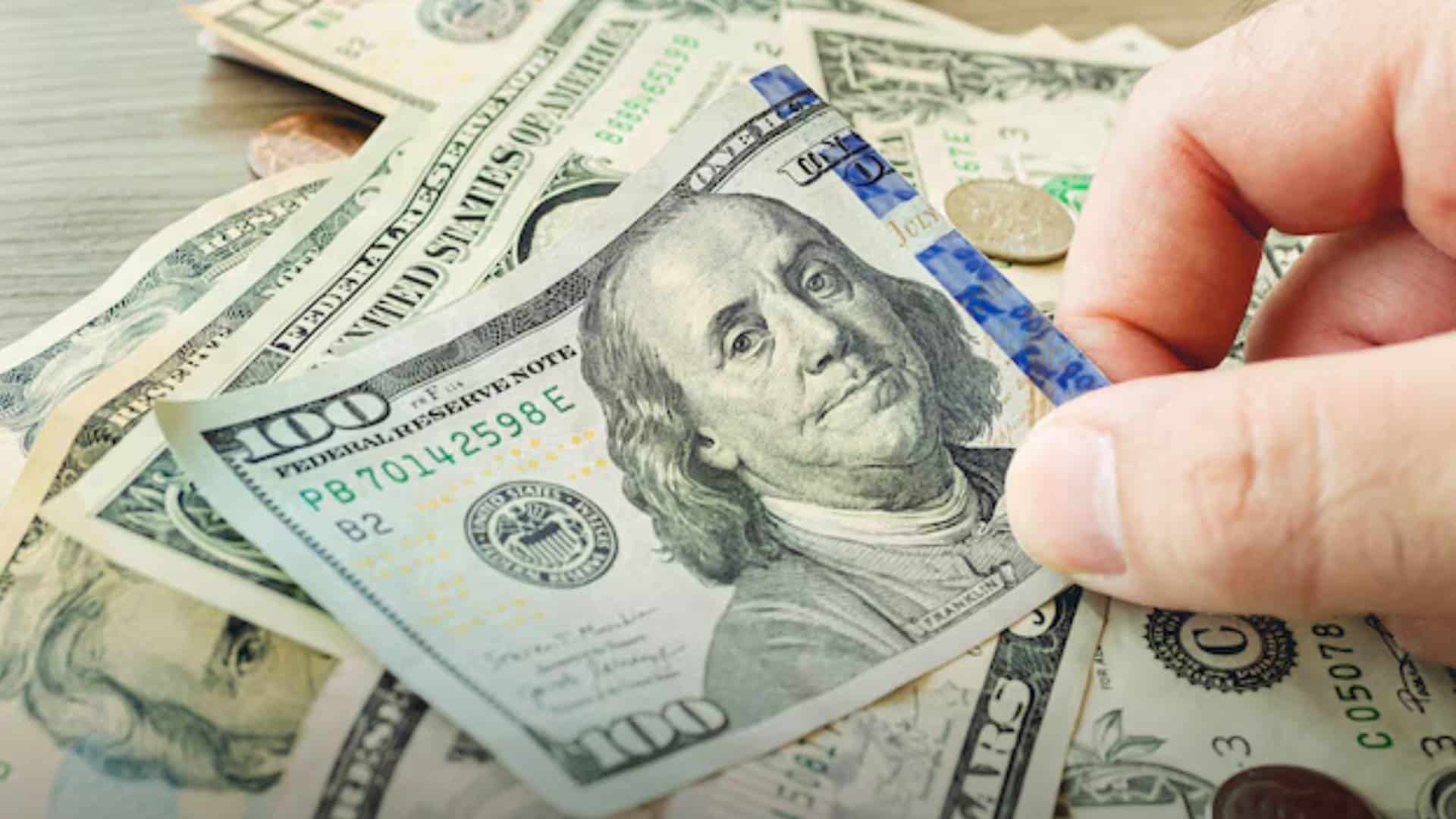 Precio del dólar hoy jueves 15 de mayo: Peso mexicano mantiene una racha positiva
