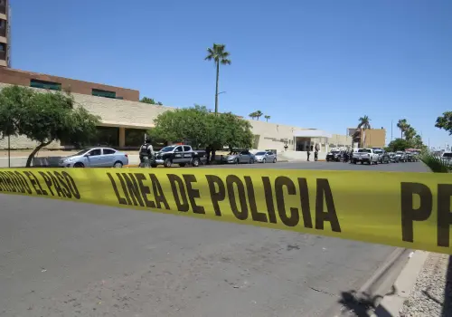 Lo balean afuera de Urgencias del IMSS en Ciudad Obregón