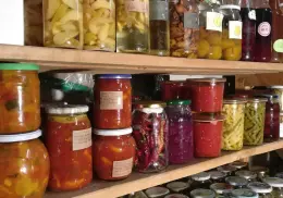 5 alimentos que no caducan en ciertas condiciones, pero tal vez no conocías