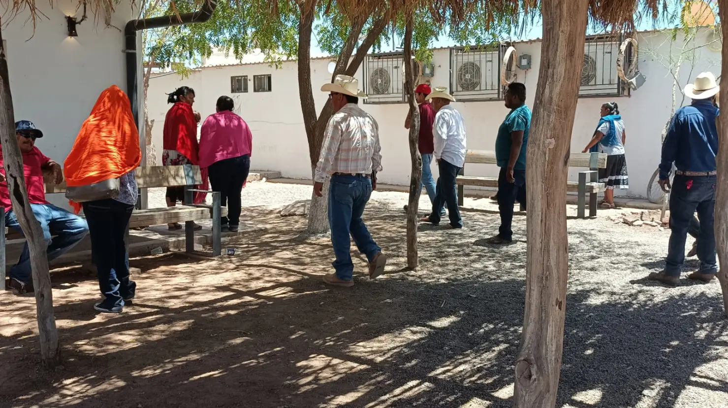 Yaquis destituyen a autoridades tradicionales