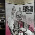 White Sox rinden homenaje al Papa León XIV con una placa en el asiento que ocupó en 2005