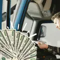 ¿De cuánto es el salario de un conductor de camión en México? La cifra te sorprenderá